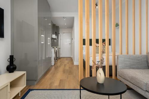 Ruang duduk di Newlands Peak Living Apartments