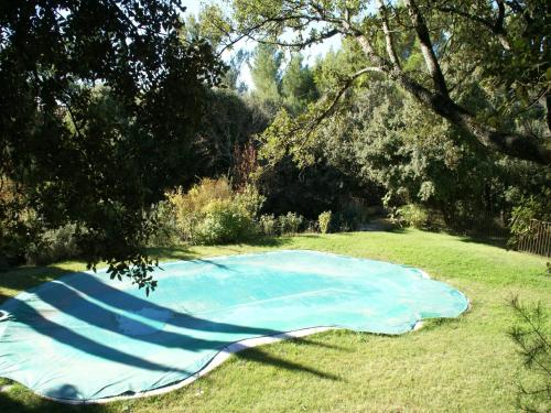 Κήπος έξω από το Villa in Crillon-le-Brave near Mont Ventoux