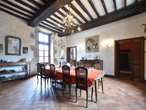 Φωτογραφία από το άλμπουμ του Lake Mansion in Plourin-lès-Morlaix σε Plougonven