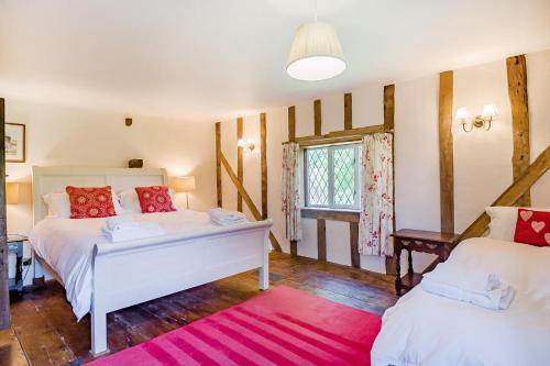 Ένα ή περισσότερα κρεβάτια σε δωμάτιο στο 4 Bed in St. Nicholas South Elmham oc-o32397