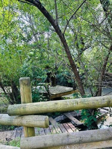 Landskap semula jadi dekat dengan rumah percutian
