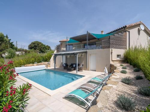 Luxury villa with private pool in Cesseras