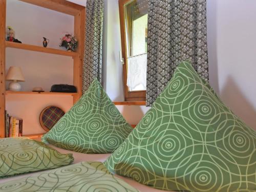 Ένα ή περισσότερα κρεβάτια σε δωμάτιο στο Cozy Apartment in Sonnen Bavaria near Forest