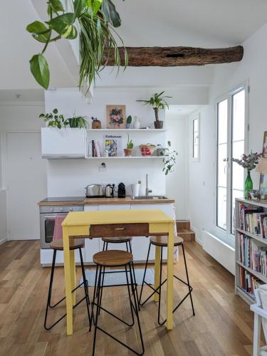 Studio chic et moderne avec mezzanine à 10 min de Montmartre