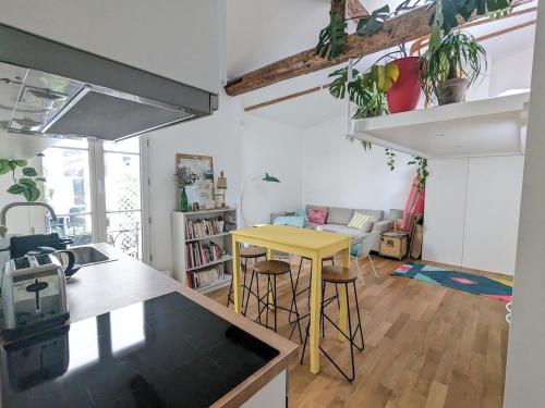 Studio chic et moderne avec mezzanine à 10 min de Montmartre