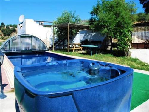 Πισίνα στο ή κοντά στο Beautiful holiday home in Andalusia with heated pool