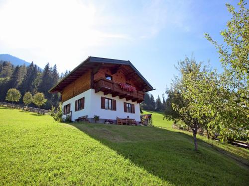 Charming Holiday Home in Hüttau with Barbecue