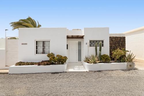 Casa Keiley by Escape Home