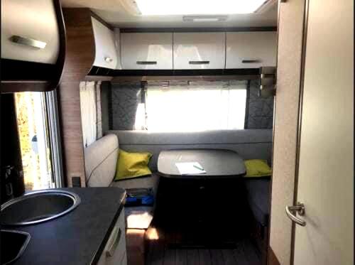 Cozy Caravan in Camping Erlengrund, Bad Hofgastein photo 3