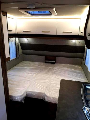 Cozy Caravan in Camping Erlengrund, Bad Hofgastein photo 2