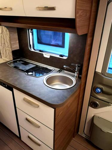 Cozy Caravan in Camping Erlengrund, Bad Hofgastein