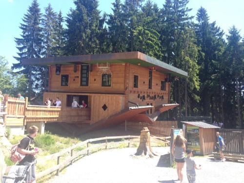 Επισκέπτες που μένουν στο Comfort apartment with balcony in the beautiful Bavarian Forest