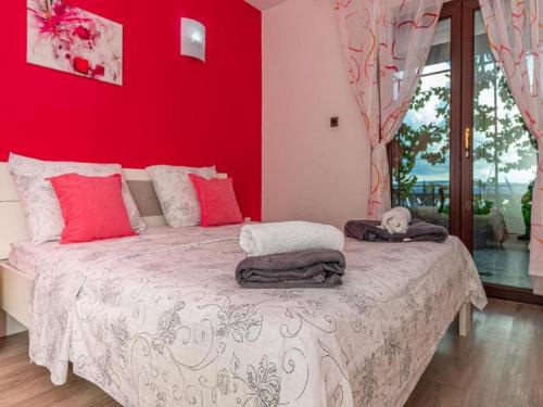 Luxurious Apartment in Dramalj with Swimming Pool