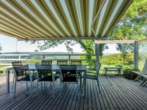 Balkón nebo terasa v ubytování Vintage Villa with Private Garden in Rendeux