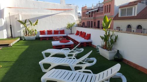 Apartamentos Doña Lola, Seville – Updated 2022 Prices