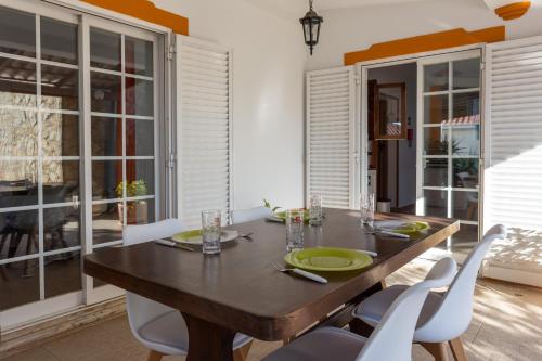Blife Moustachya Villa