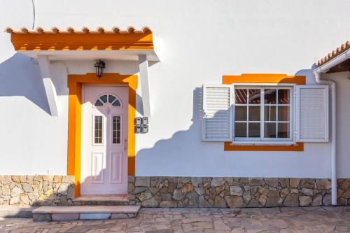 Blife Moustachya Villa