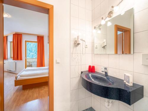 Koupelna v ubytování Scenic Apartment in Top Location