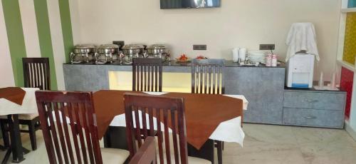 Køkken eller tekøkken på HOTEL GRAND SPARROW Inn