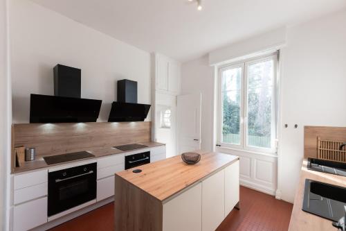 Dapur atau dapur kecil di Maison Lafayette - COLODGE