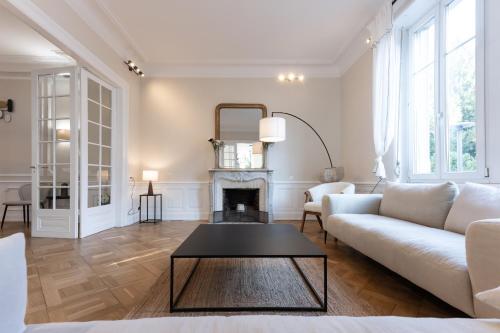 Ruang duduk di Maison Lafayette - COLODGE