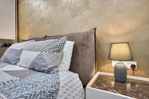 Il-Girna- Modern Seaside Accommodationにあるベッド