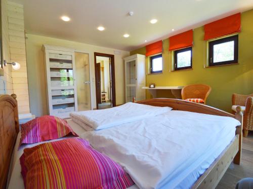 Katil atau katil-katil dalam bilik di Luxury Stay with Sauna