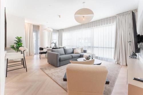 Free housekeeping visits during your stay - StayShort - Dubai Marina sleeps 8 in Amazing Location