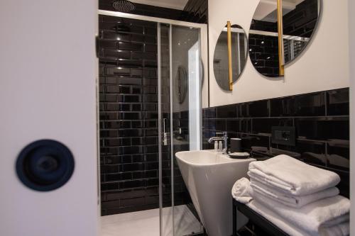 Nina Soul Stylish Loft in NoLo - M1 Pasteur, 15min Duomo & Stazione Centrale