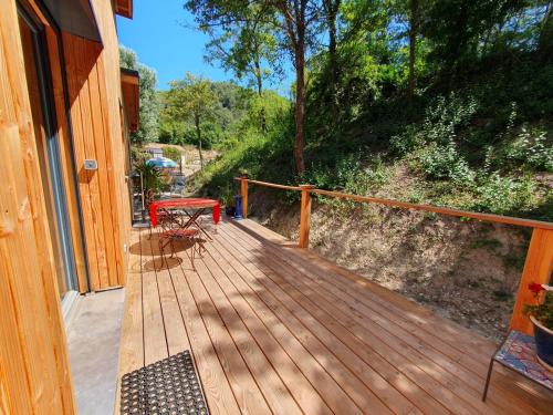 Μπαλκόνι ή βεράντα στο La Source des Baronnies studio for 2 peoples
