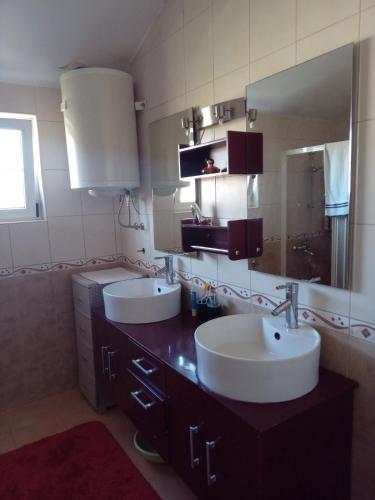 Η κουζίνα ή μικρή κουζίνα στο Villa S&M