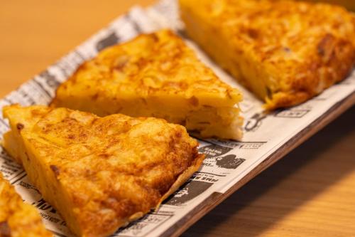 ホテルの敷地内または近くでの食事または食べ物