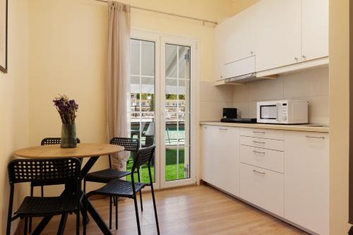 Margariti Central Two Bedroom Apt