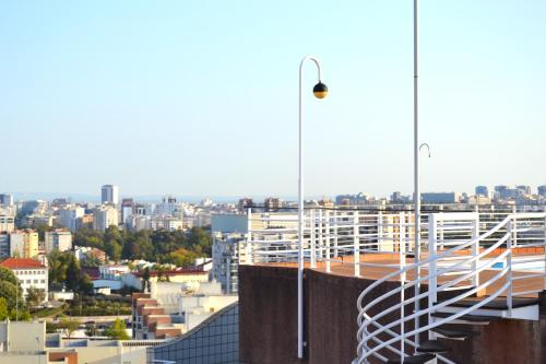 All in One City Flat - Pool, parking & nomad