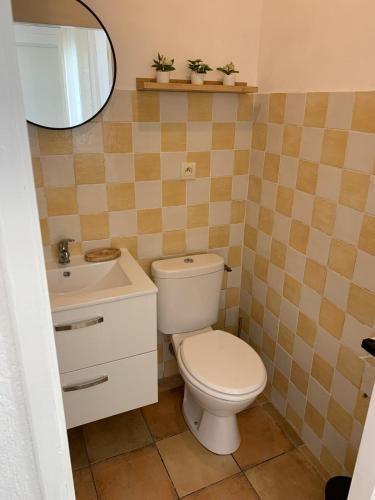 Ванная комната в Cocon de charme centre médiéval