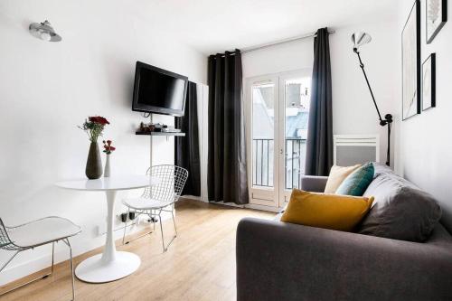 Superbe studio avec balcon au coeur de Montorgueil