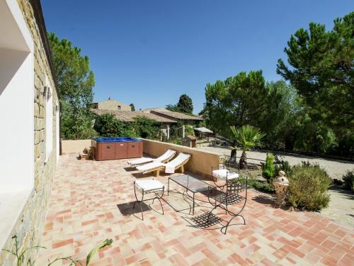 Fotografie z fotogalerie ubytování Rustic Sicilian Retreat with Spa v destinaci Resuttano