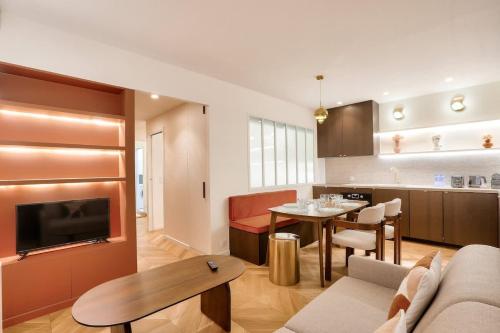Sublime duplex avec salle de cinéma