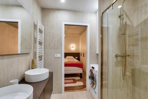 Sublime duplex avec salle de cinéma