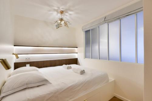 Sublime duplex avec salle de cinéma