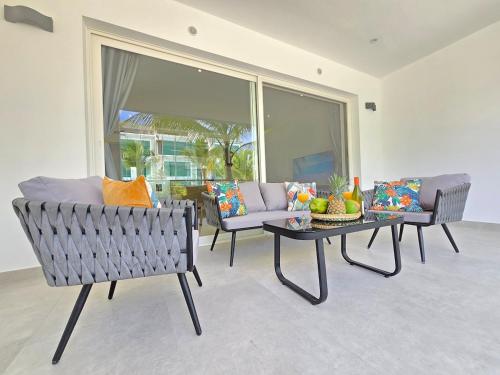 Zona de estar de Margarita 102 Private Beach Access Aqua Esmeralda Dominicus