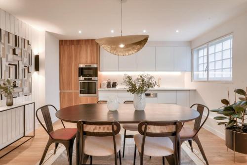 Beautiful 3 Bedrooms apt near Eiffel Tower