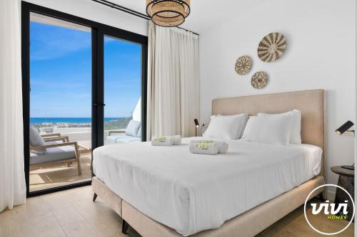 ViVi Homes - La Vista - pool - terrace - comfort and relax