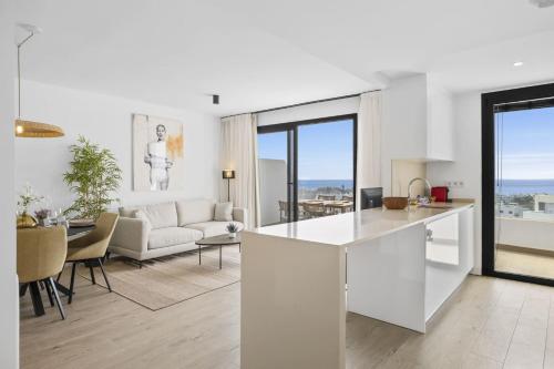 ViVi Homes - La Vista - pool - terrace - comfort and relax