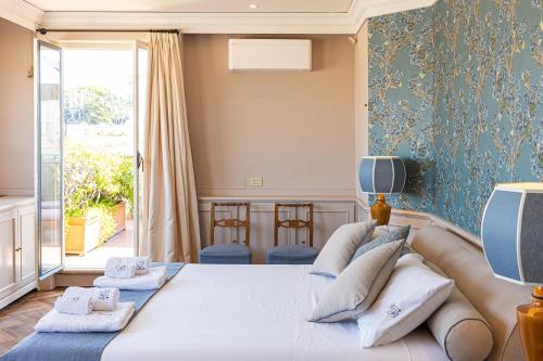 Rental in Rome - Fontana Di Trevi Penthouse