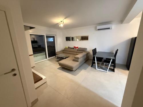 Novi Apartment