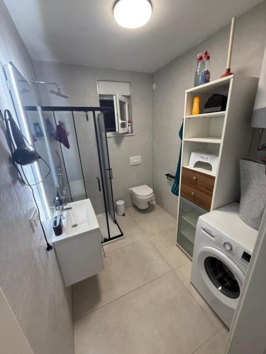 Novi Apartment