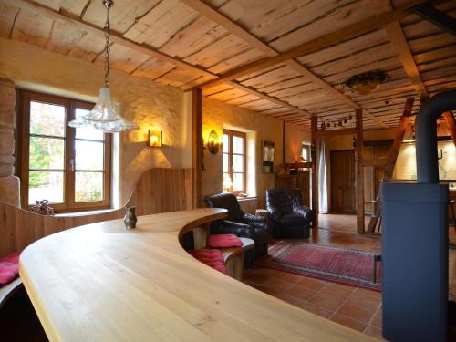 Posezení v ubytování WunderVilla in Hessen in Waldnähe