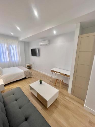AH- Apartamentos Ifema Funcionales y comodos