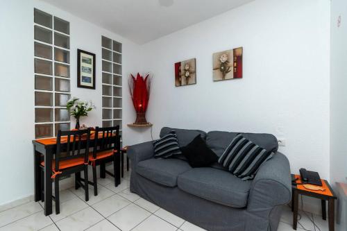 Excellent Apartment Castle Harbour
